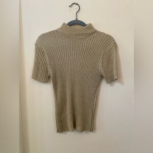 HILLARD & HANDSON METALLIC MOCK NECK KNIT GOLD SHORT SLEEVE SWEATER RIBBED